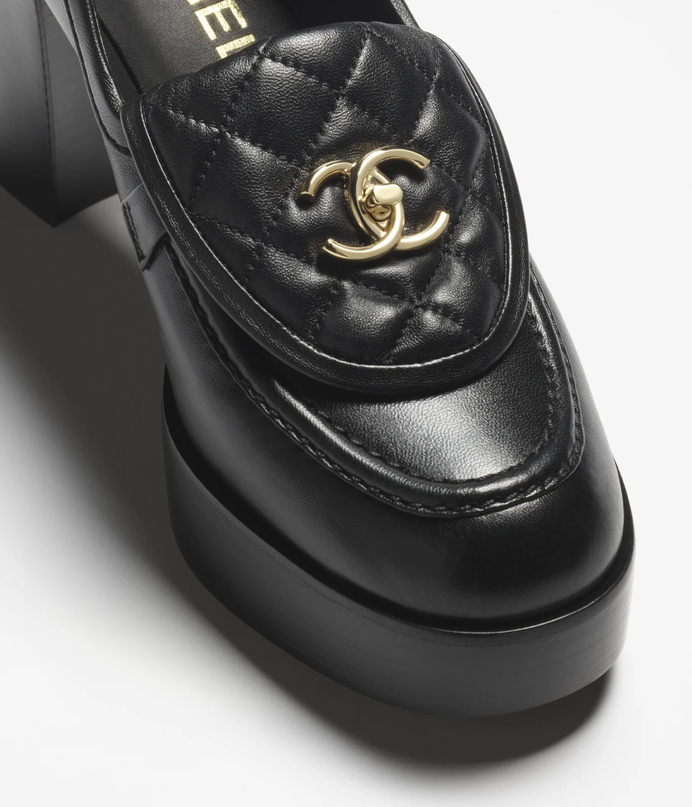 Chanel Fall-Winter 2025/26 Pre-Collection Moccasins - Image 2